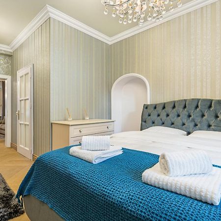 Krone Apartment Brašov Exteriér fotografie