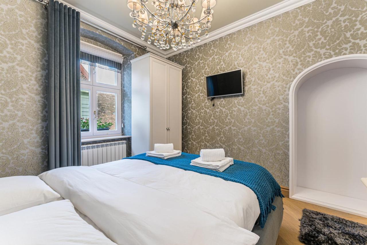 Krone Apartment Brašov Exteriér fotografie