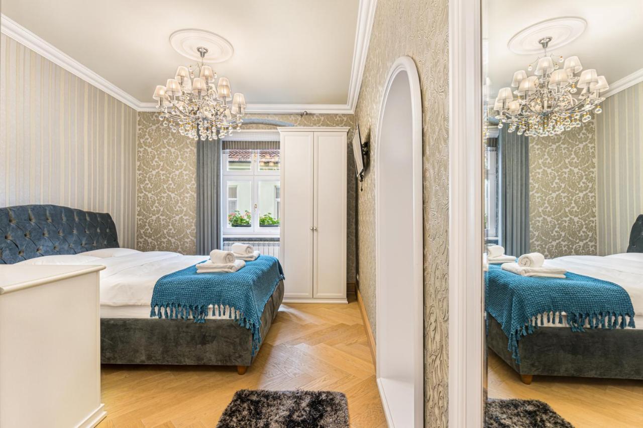 Krone Apartment Brašov Exteriér fotografie