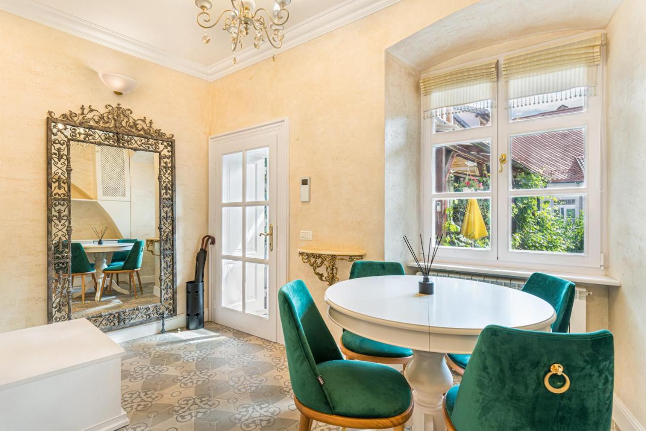 Krone Apartment Brašov Exteriér fotografie