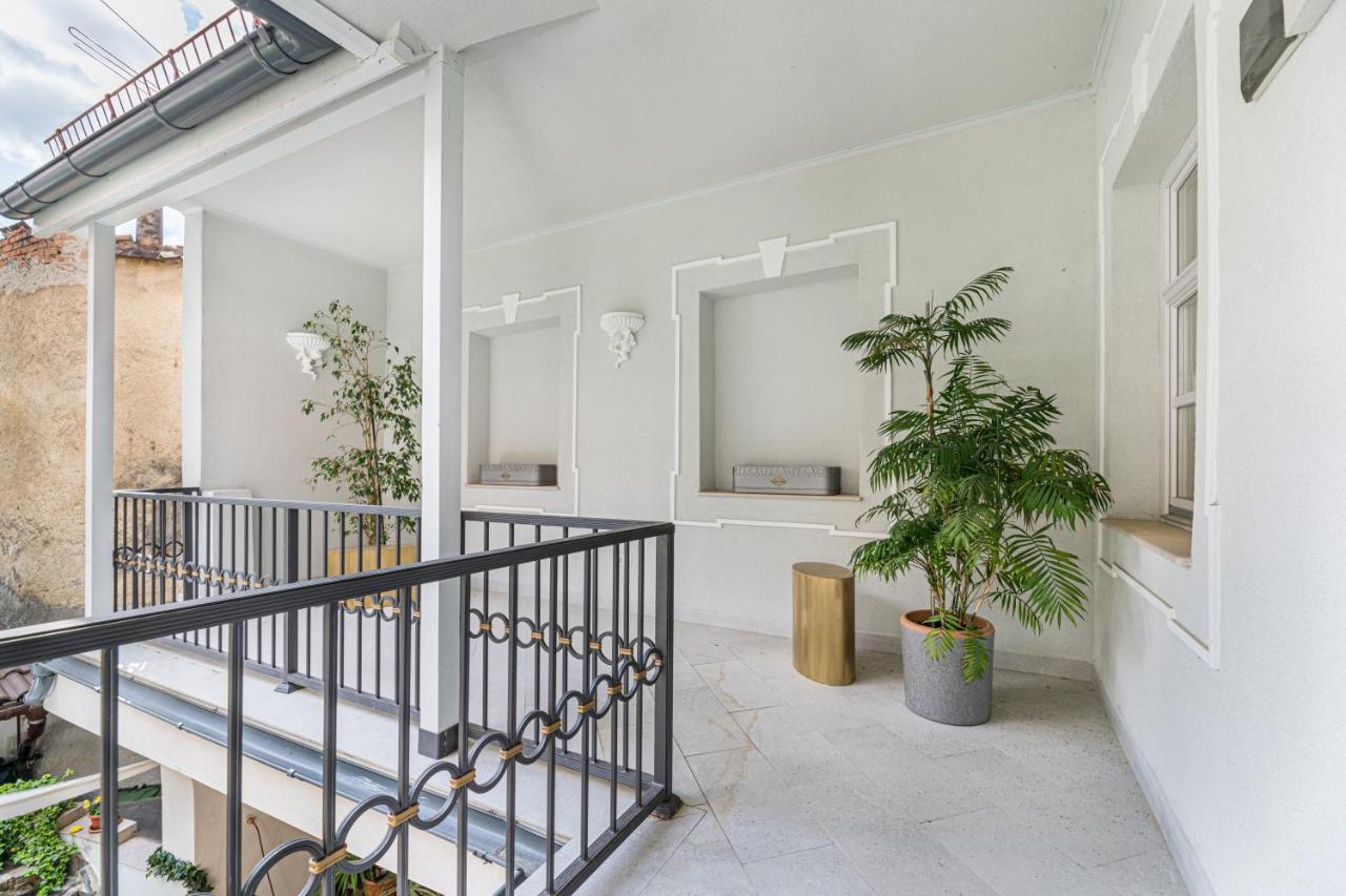 Krone Apartment Brašov Exteriér fotografie