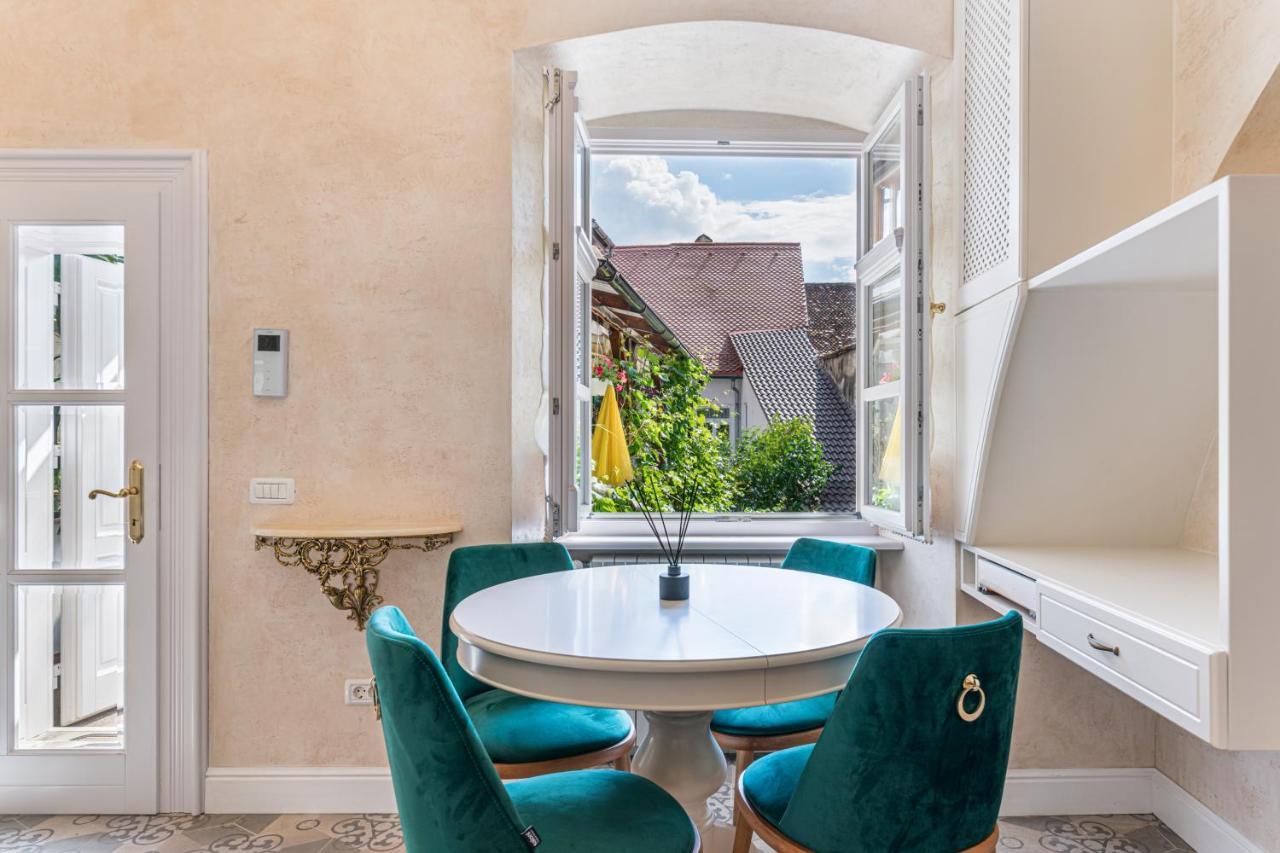 Krone Apartment Brašov Exteriér fotografie