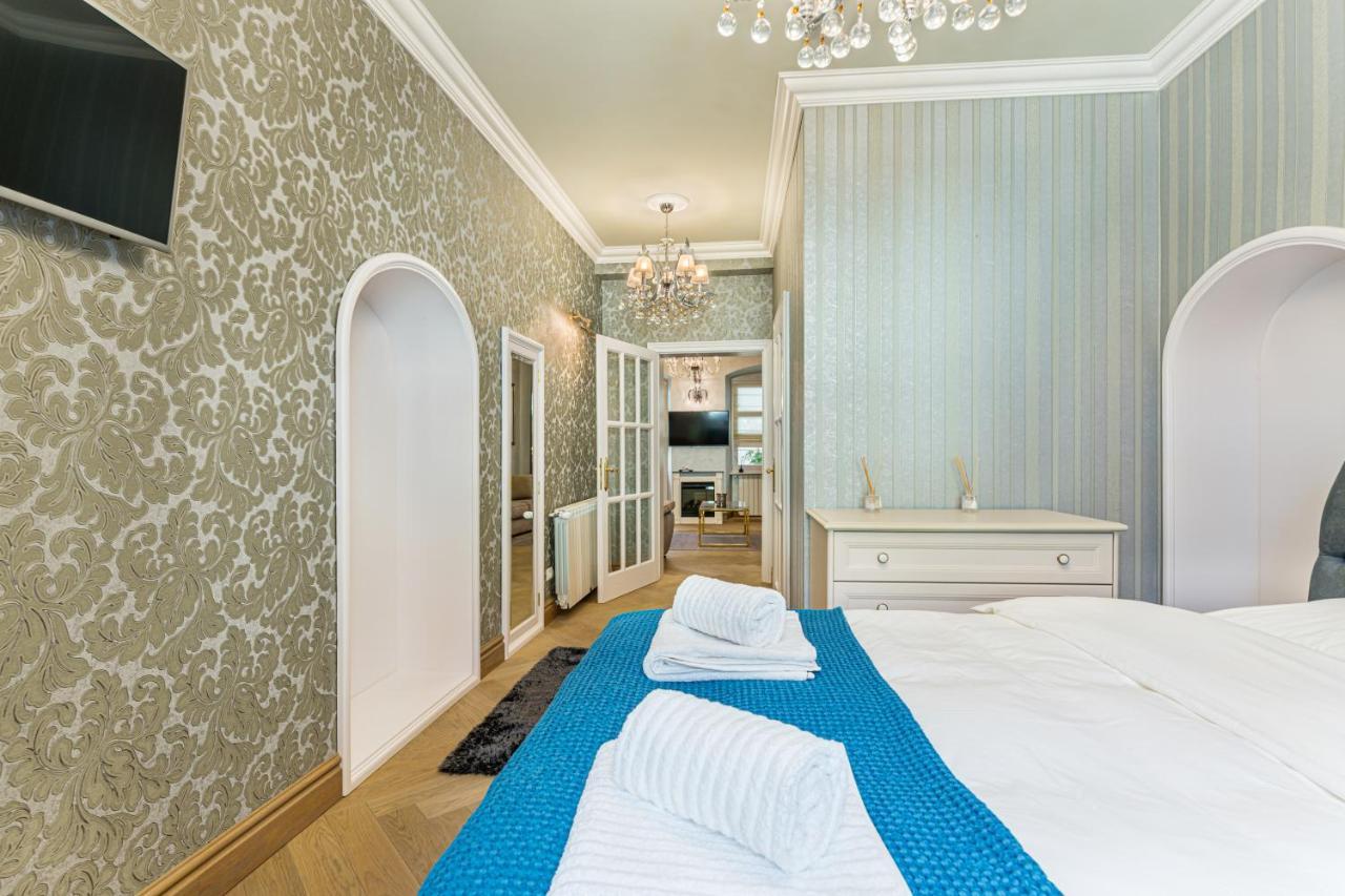 Krone Apartment Brašov Exteriér fotografie