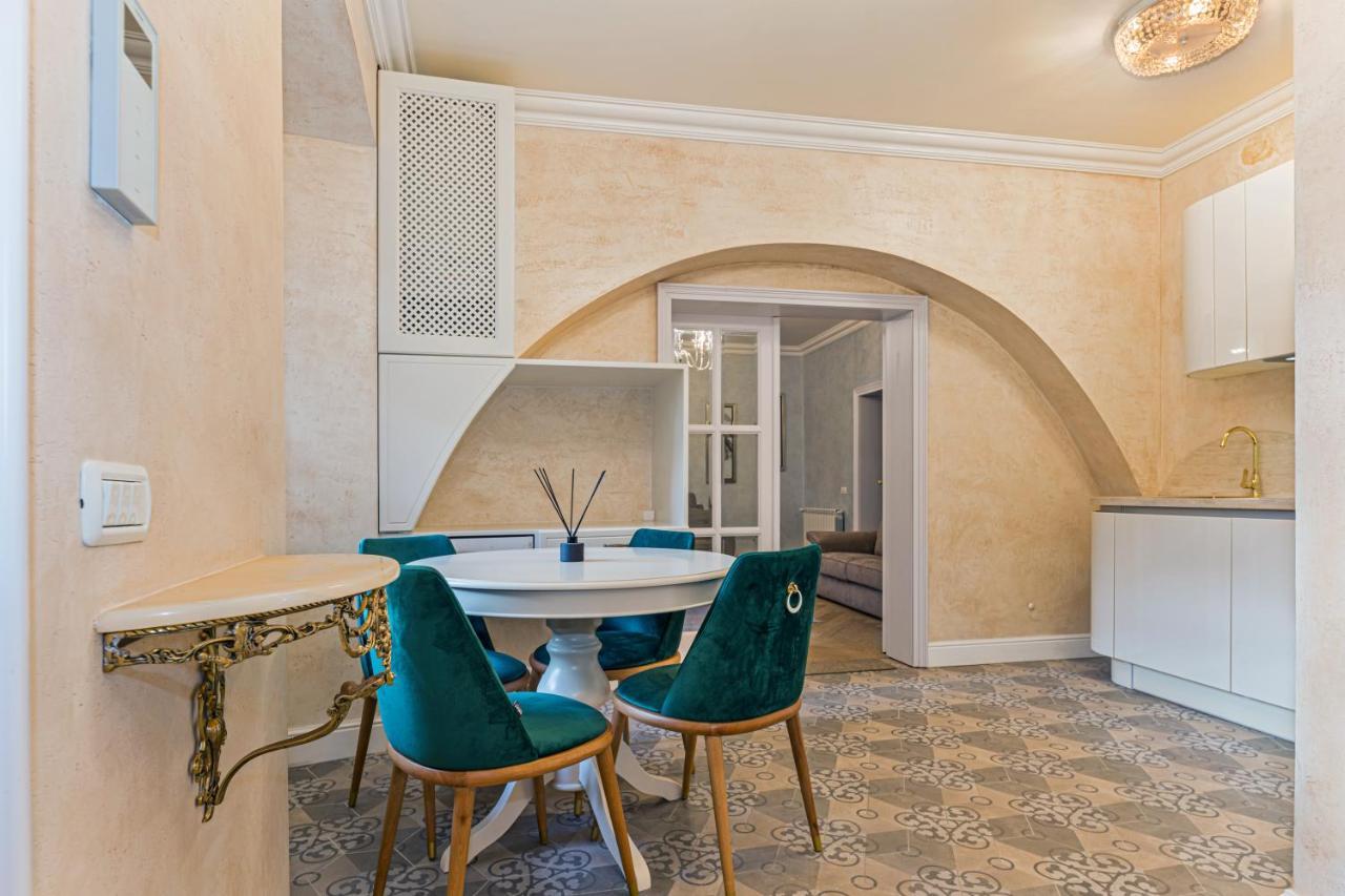 Krone Apartment Brašov Exteriér fotografie
